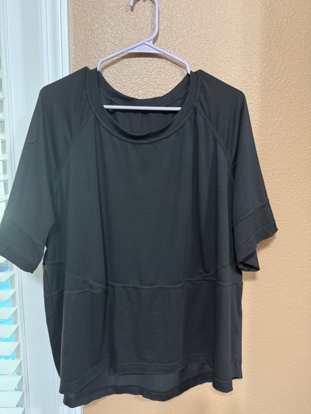 🥳 7/$10!! Black Short Sleeve Active Top